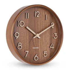 Karlsson Pure Vægur 22 Cm